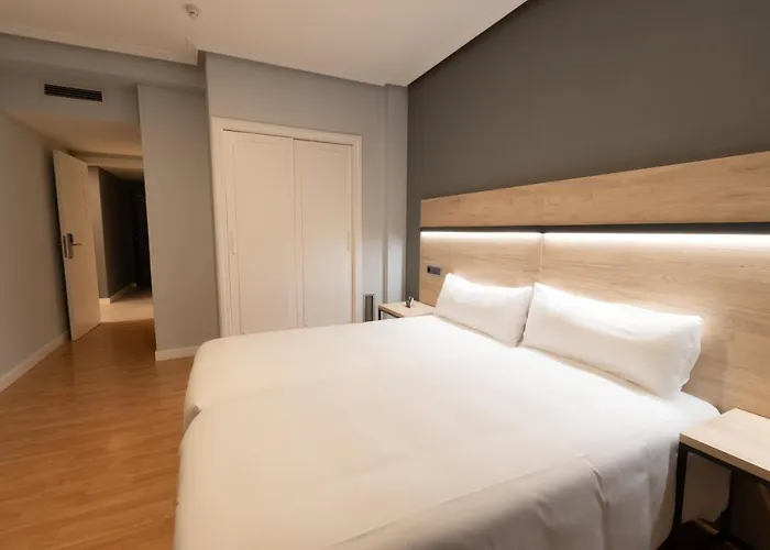 Vtz El Principe فندق 3*